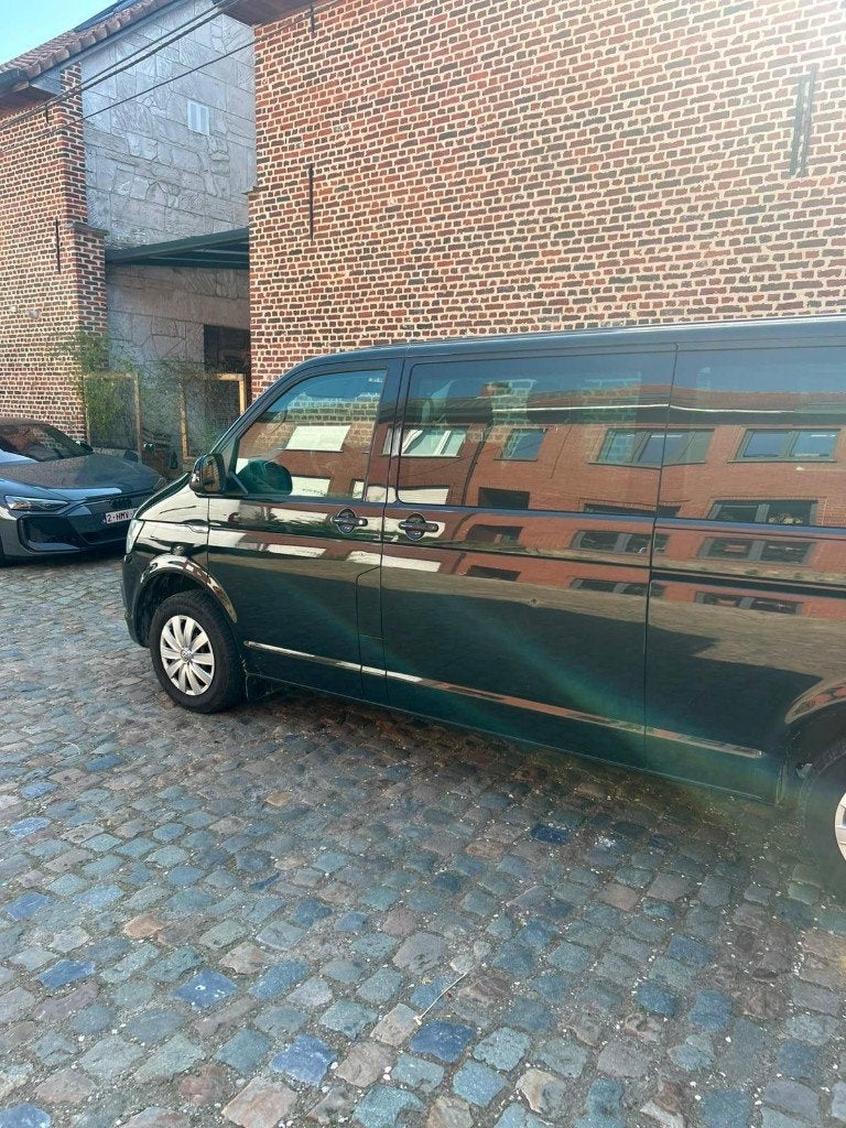 Vw t6 5 place, Auto's, Volkswagen, Voorwielaandrijving, Stof, Zwart, 4 cilinders