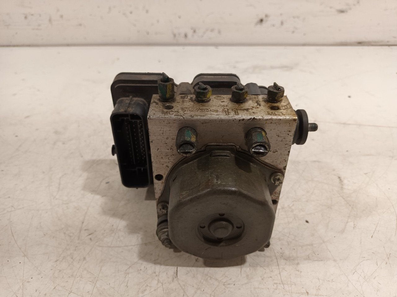 Abs pomp Nissan Micra, Auto-onderdelen, Onderdelen@venauto.nl, Van der Ven Autorecycling B.V., Gebruikt, Ettenseweg 76, 4706 PB Roosendaal, The Netherlands
