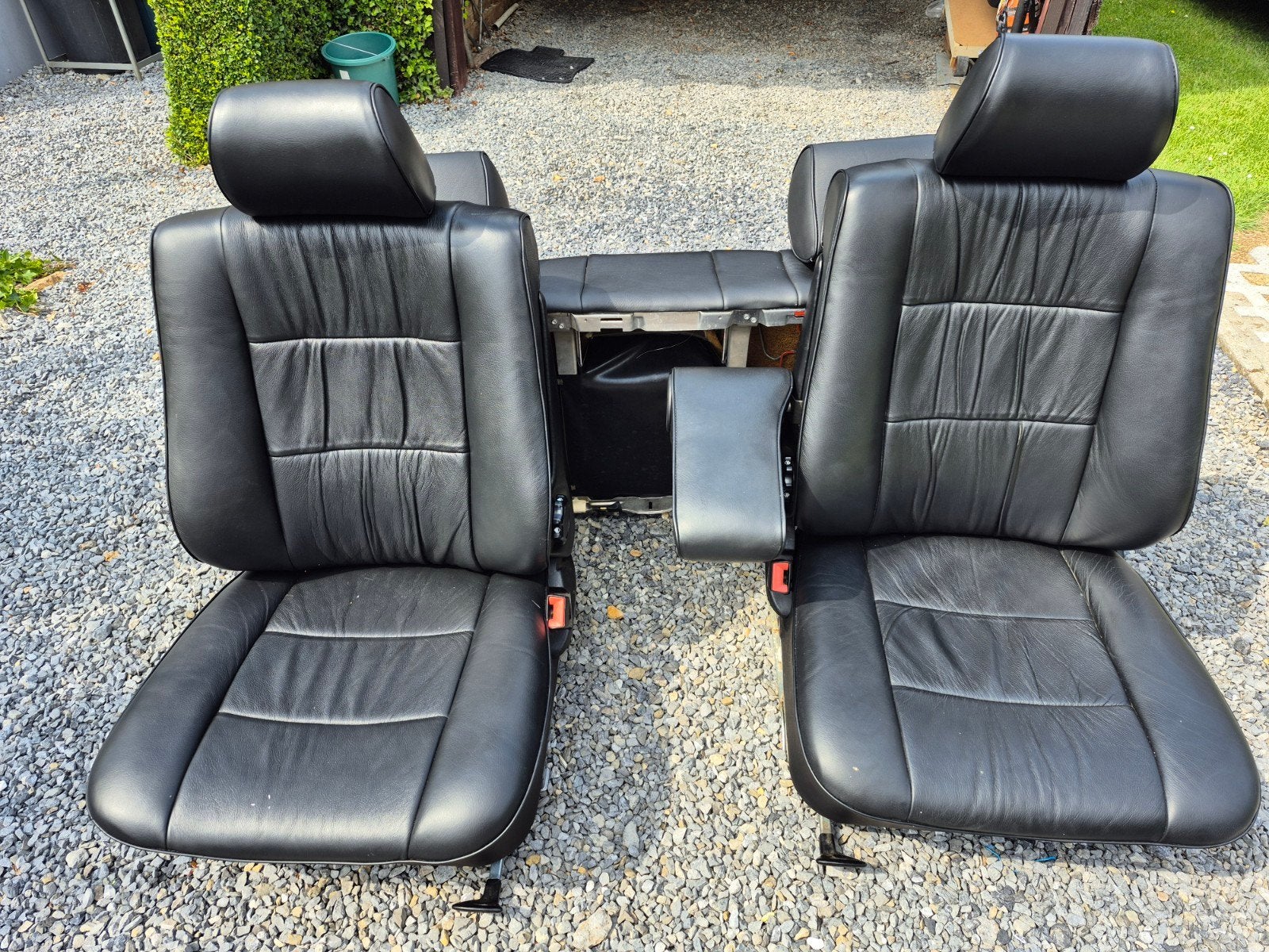 Intérieur en cuir Mercedes S w126
