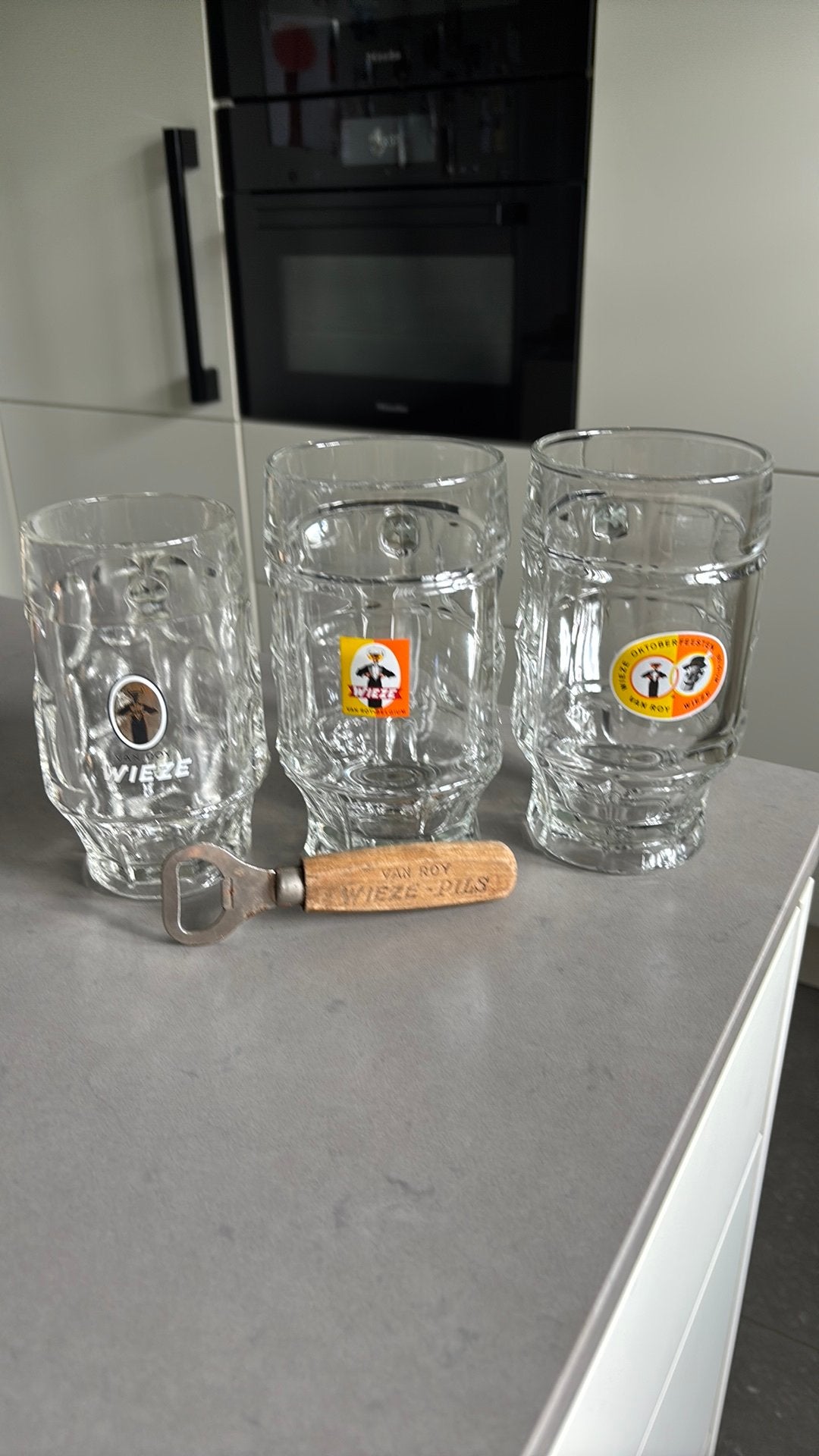 3 pots à bière WIEZE VAN ROY, Enlèvement ou Envoi