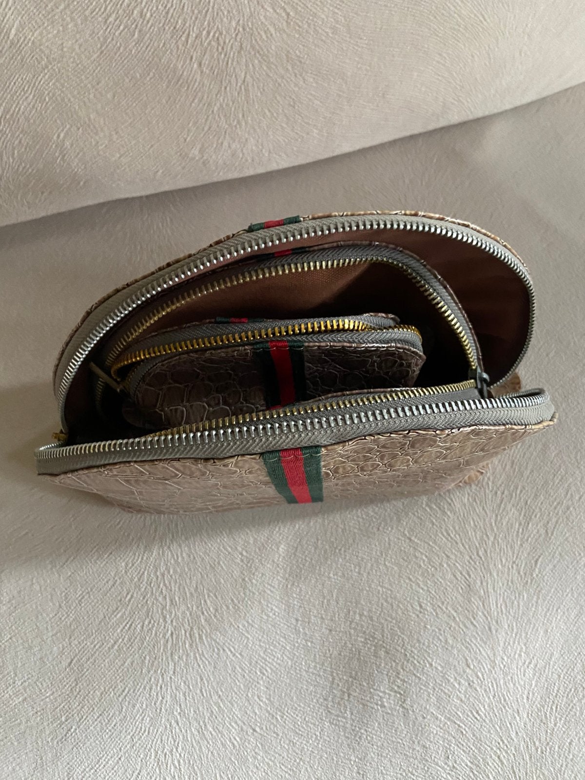 Trousse, Ophalen, Zo goed als nieuw