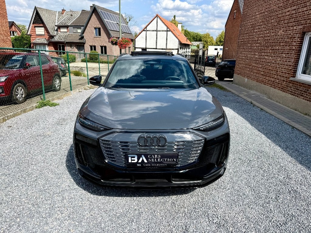 Audi Q6 e-tron 100 kWh 55 Quattro Edition One Grey | Full !, Autos, Audi, Entreprise, Garantie prolongée, Entretenue par le concessionnaire