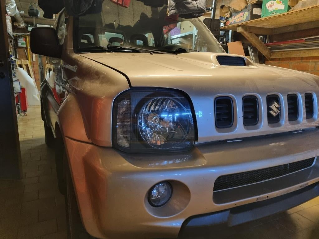 Suzuki Jimny, Autos, Suzuki, Particulier, Jimny, 4x4, ABS, Airbags, Air conditionné, Verrouillage central, Vitres électriques