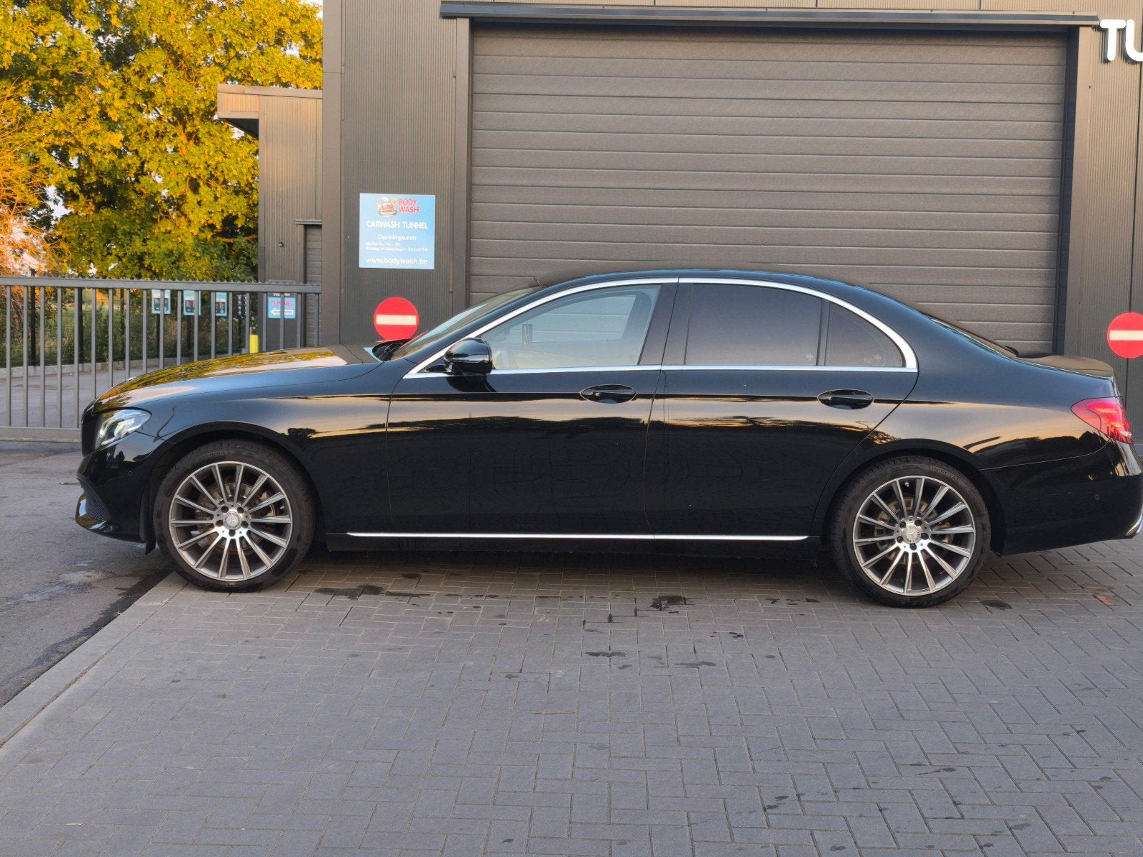 Mercedes classe E, Autos, Cuir, Achat, Noir, Automatique