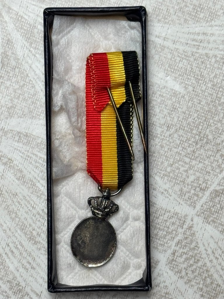 Insigne d'honneur belge pour le travail, Enlèvement ou Envoi