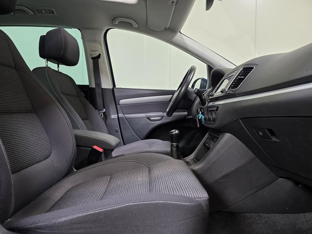Volkswagen Sharan 1.4 Benzine -51.285 km! 7 pl - Pano - Top, 0 kg, Monovolume, 4 cilinders, 7 zetels