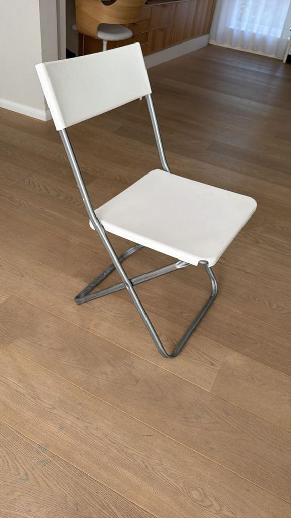 Lot 9 chaises pliables, Enlèvement, Comme neuf, Blanc, Cinq, Six Chaises ou plus