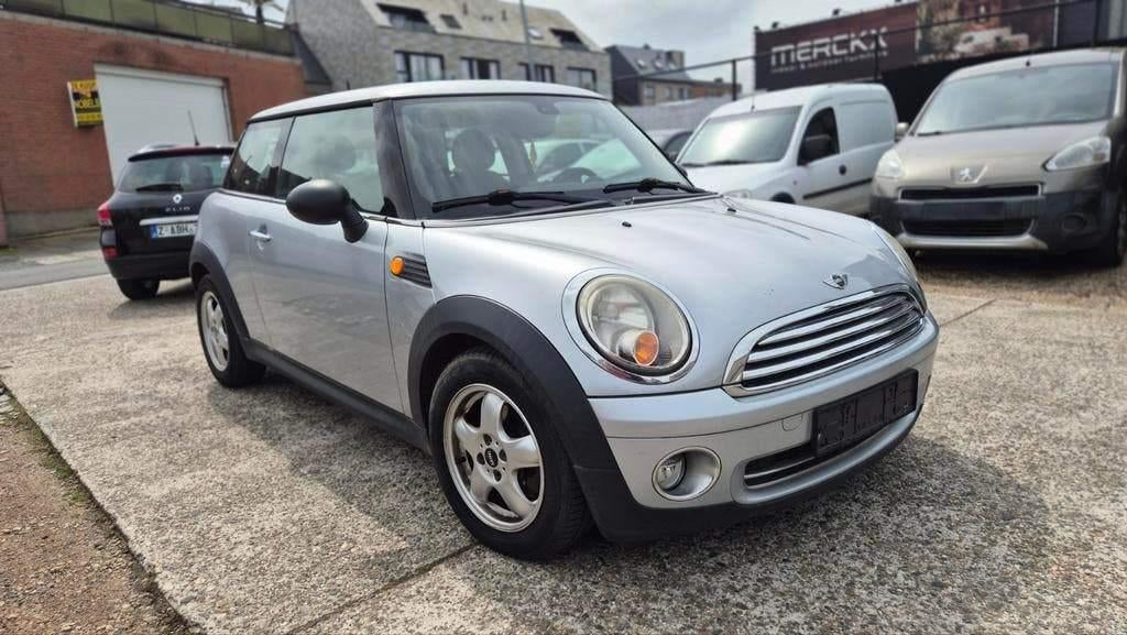 Mini Cooper essence avec contrôle technique, Autos, Achat, Entreprise, Cooper, Essence