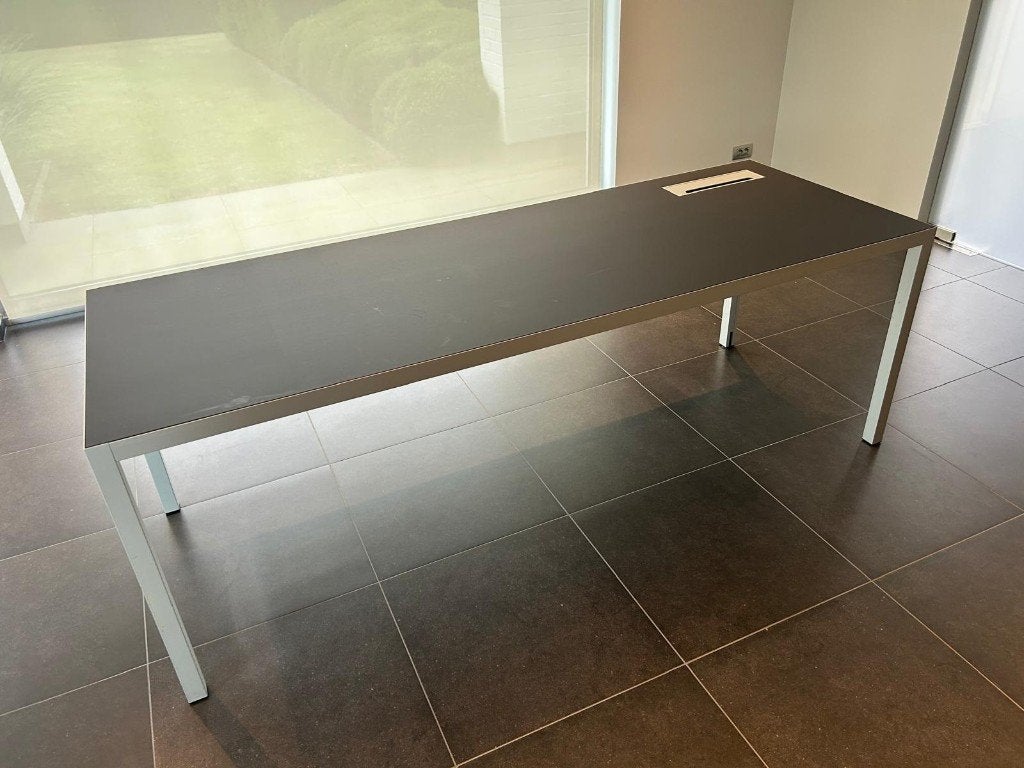 Bureau + Ladekast, Ophalen, Metaal, Zo goed als nieuw, Grijs