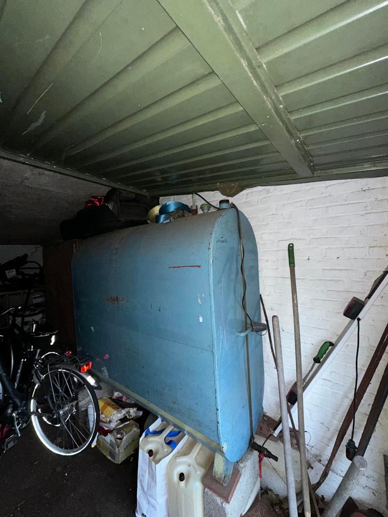 Mazout tank, Ophalen, Zo goed als nieuw