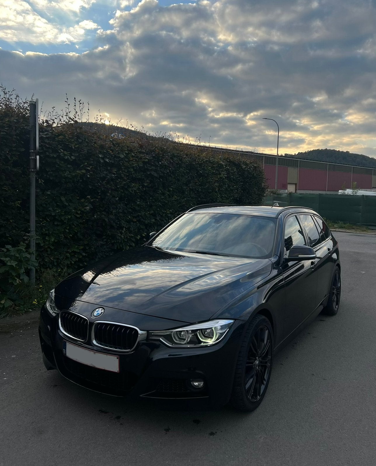 BMW F31 318i 2017 Pack M - 152.000km, Autos, Cuir, Achat, Intérieur cuir, Automatique