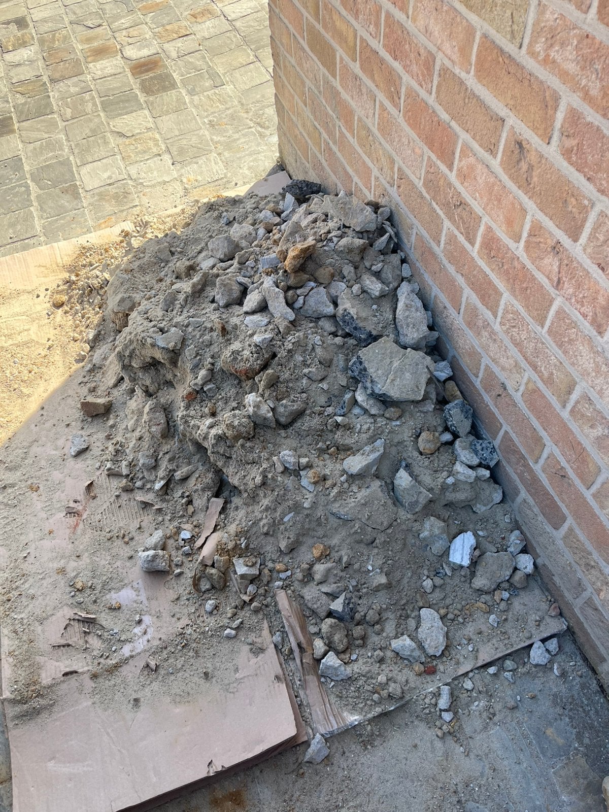 Gratis Steenpuin (bricallion), Tuin en Terras, Ophalen, Gebruikt