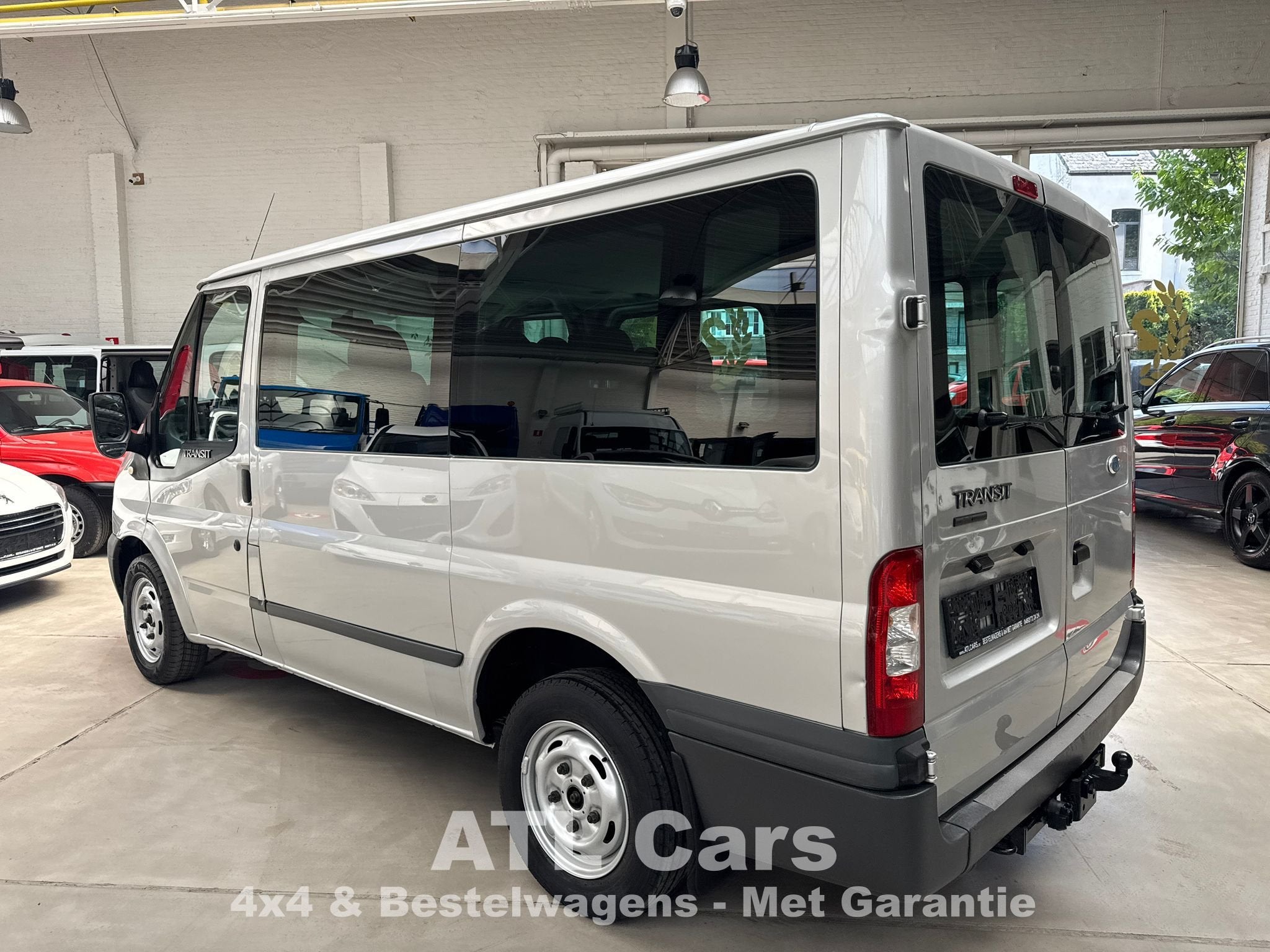 Ford Transit 2.2D | 8+1 ZITPL. | AIRCO | NAVI | EX OVERHEID, Auto's, Voorwielaandrijving, 4 deurs, Gebruikt, 63 kW