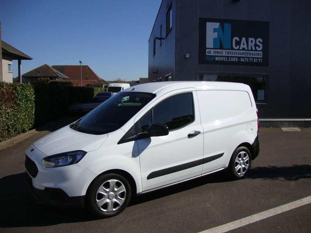 Ford Transit Courier 1.5tdci, airco, 31.000km, 13.250+btw, 2, Auto's, Stof, 4 cilinders, Multifunctioneel stuurwiel, Wit