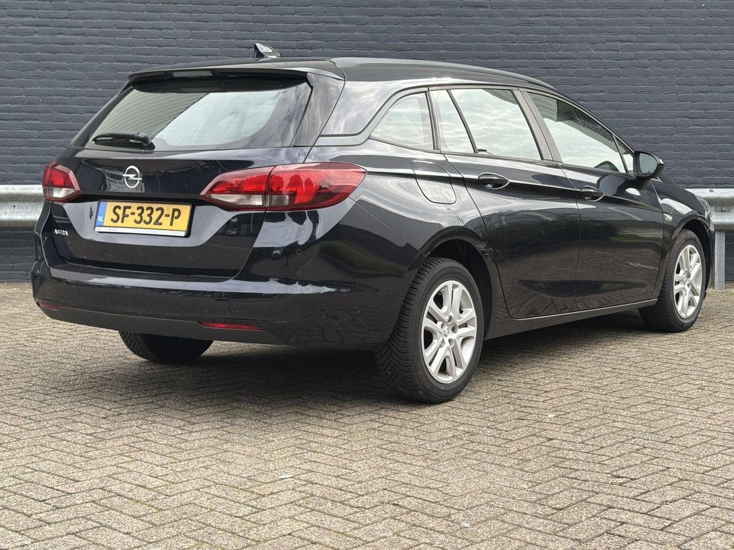 Opel Astra Sports Tourer 1.0 Online Edition | € 3.500,- NETT, Auto's, Zwart, Bedrijf, Astra, Verwarmde buitenspiegels