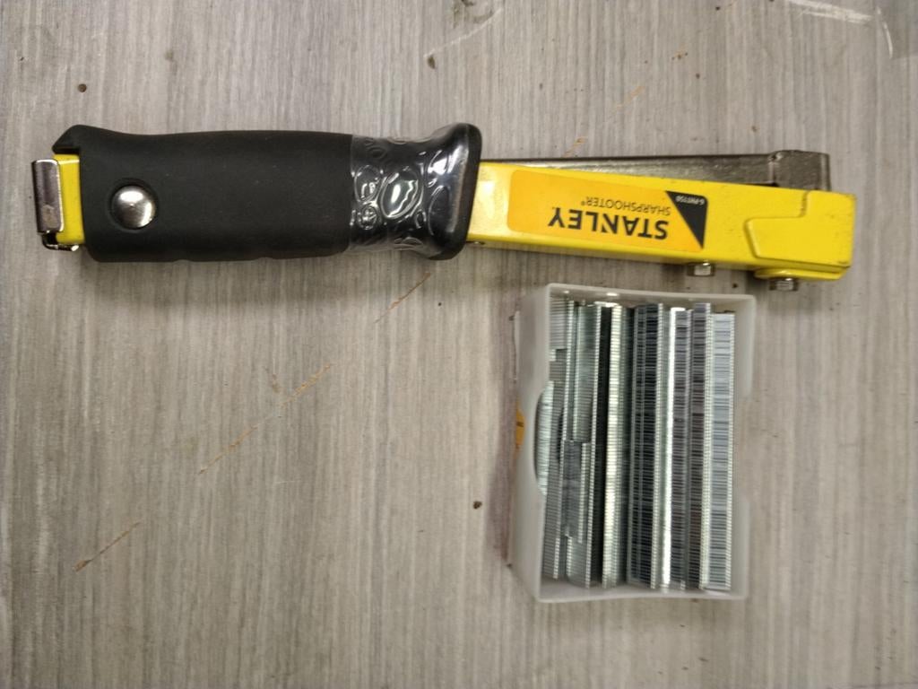Nietjes klopper Stanley, Caravans en Kamperen, Ophalen