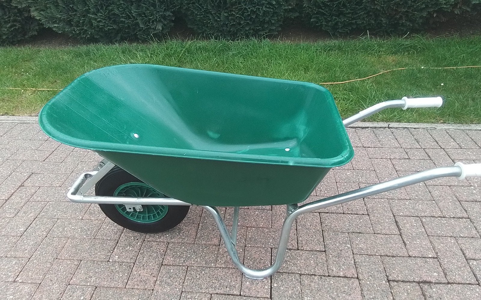 Kruiwagen met polyester kuip., Ophalen, Zo goed als nieuw, Eenwielig