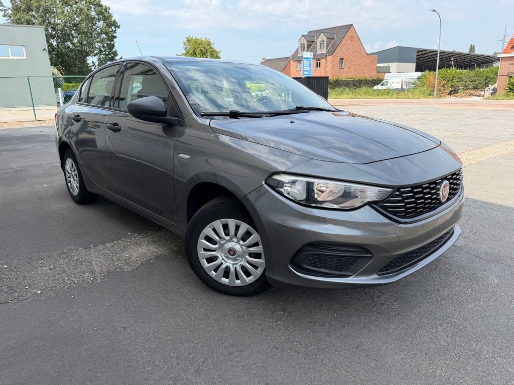 Fiat Tipo 1400 cc essence, Autos, Fiat, Entreprise, Achat, Tipo, ABS, Airbags, Air conditionné, Alarme, Bluetooth, Ordinateur de bord