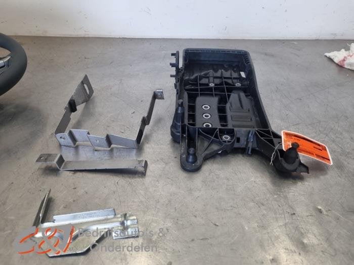 Boîtier de batterie d'un Volkswagen Caddy, Autos : Pièces & Accessoires, Volkswagen, -, 3 mois de garantie, Utilisé