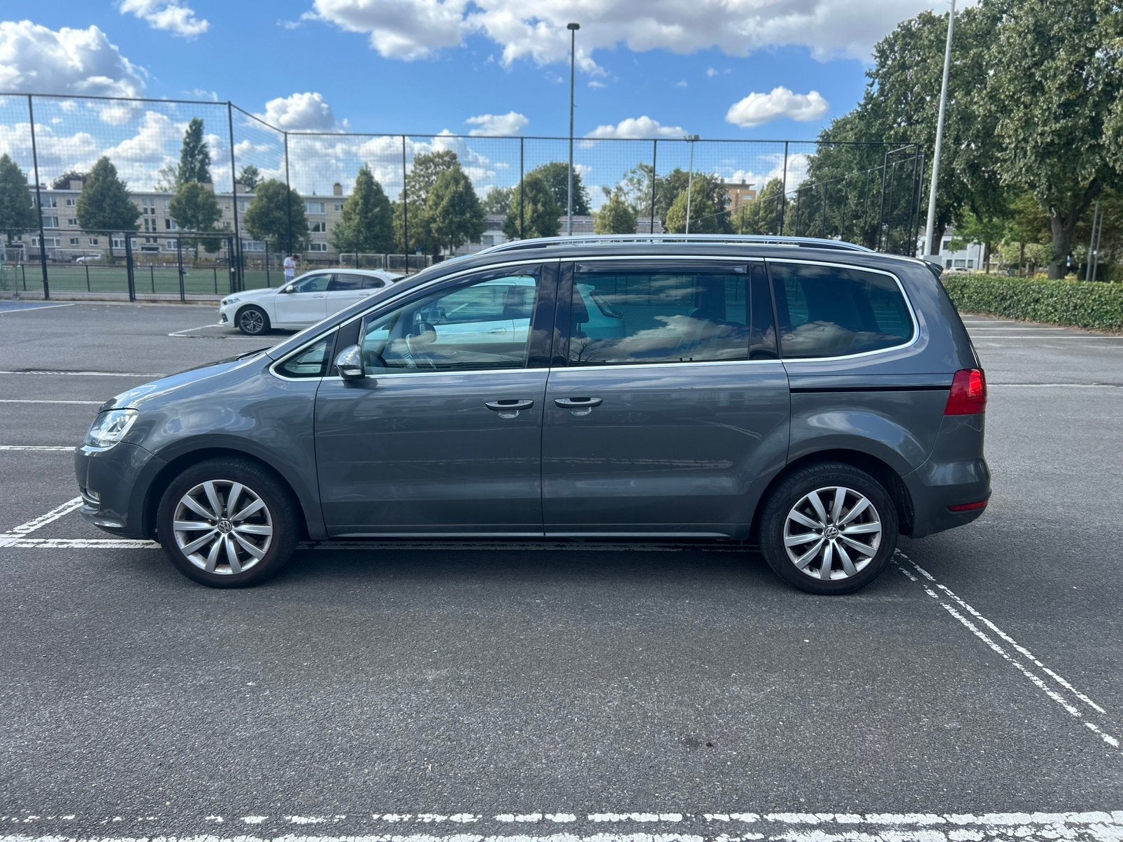 Volkswagen Sharan 2.0D automat 7 places en option complète !, Autos, Achat, Diesel, Automatique, Particulier
