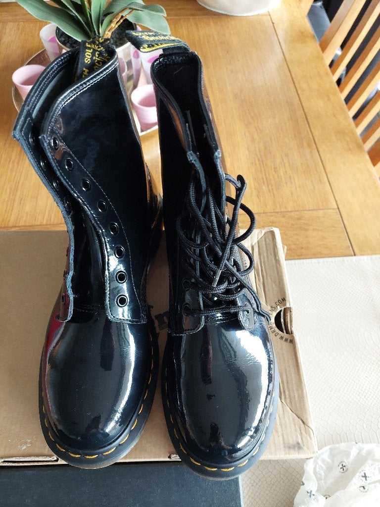 Schoenen, Ophalen, Zwart, Lage of Enkellaarzen, Dr martens