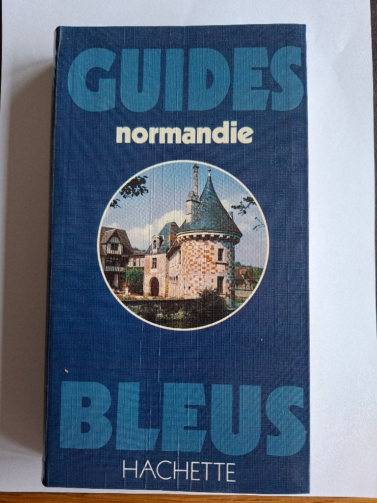 Les guides bleus Normandie, Provence en Bretagne, Boeken, Reisgidsen, Europa, Ophalen of Verzenden, Reisgids of -boek, Gelezen