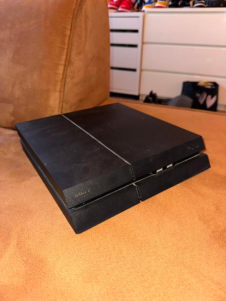 PlayStation 4, Consoles de jeu & Jeux vidéo, Avec 3 manettes ou plus, Enlèvement, Utilisé, 1 TB