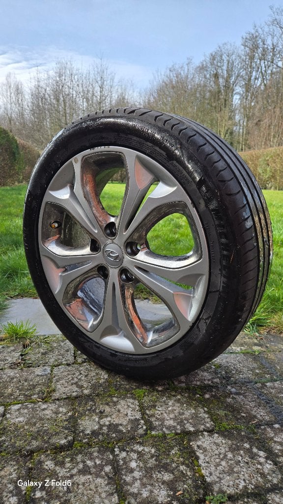 4 * Jantes alu (5 branches - 17″) & pneus ÉTÉ MICHELIN, Autos : Pièces & Accessoires, Pneus & Jantes, Véhicule de tourisme, Pneus été