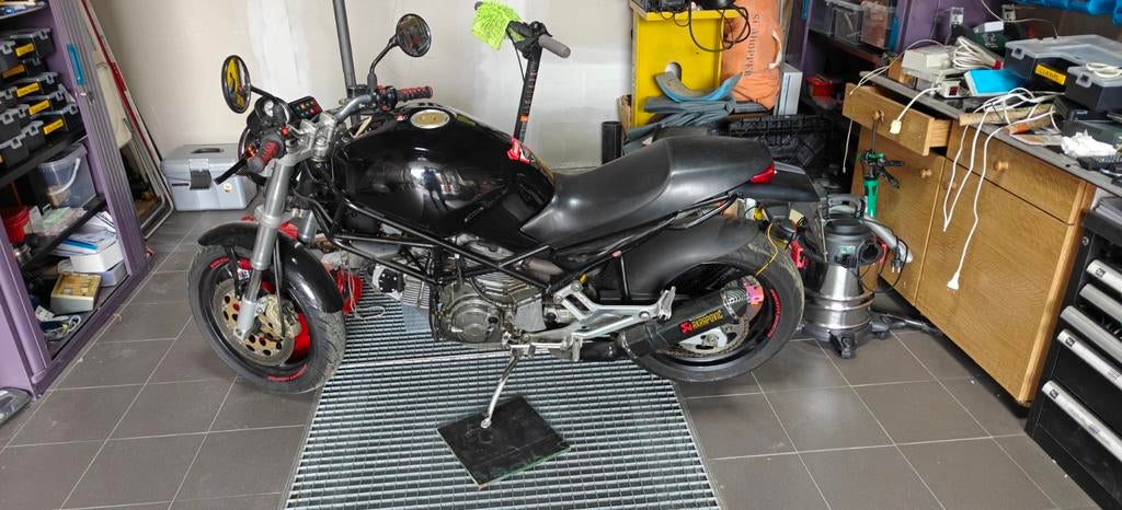 Ducati Monster 600, Particulier