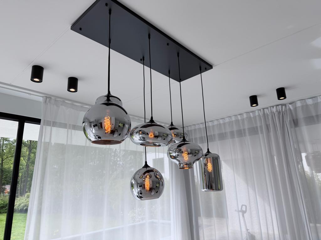 Hanglamp met glazen ornamenten, Ophalen