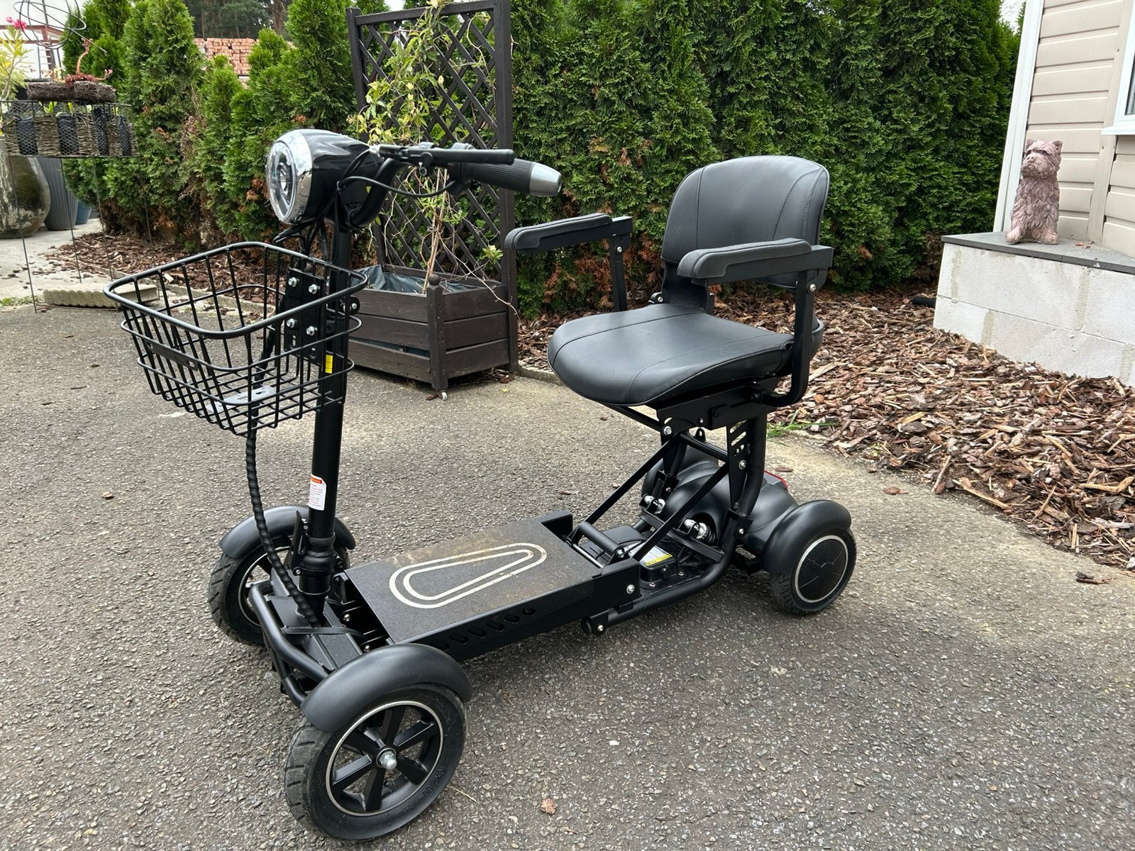 Zwarte scootmobiel, Diversen, Brommobielen en Scootmobielen, Ophalen, Zo goed als nieuw
