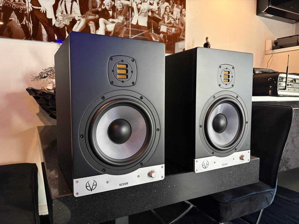 Eve audio sc208 set, Ophalen of Verzenden, Zo goed als nieuw, Subwoofer