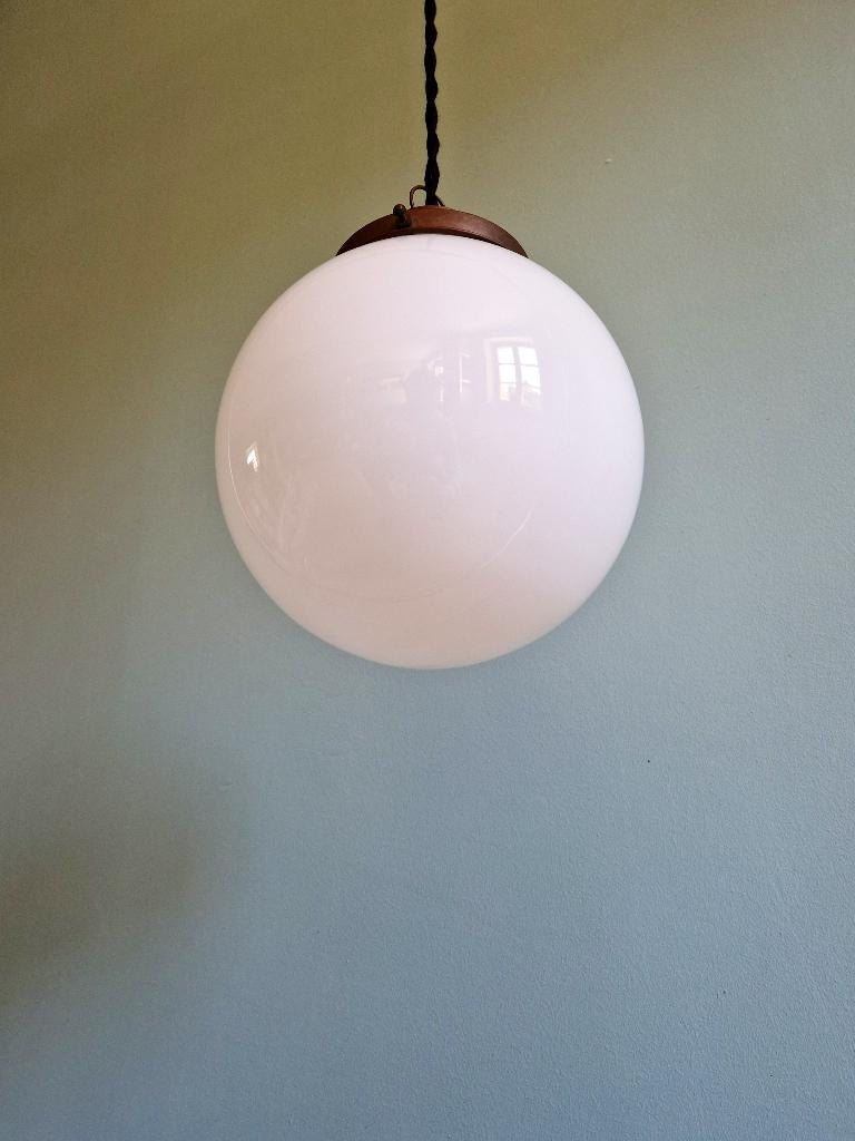 Art Deco-hanglamp in witte opaline van Val Saint-Lambert, Antiek en Kunst, Ophalen of Verzenden