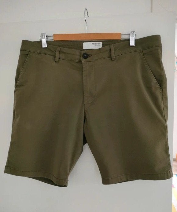 Herenshort XXL Selected Hommes. met stretch, kakhi. nieuw!, Kleding | Heren, Broeken en Pantalons, Ophalen of Verzenden, Selected Homme