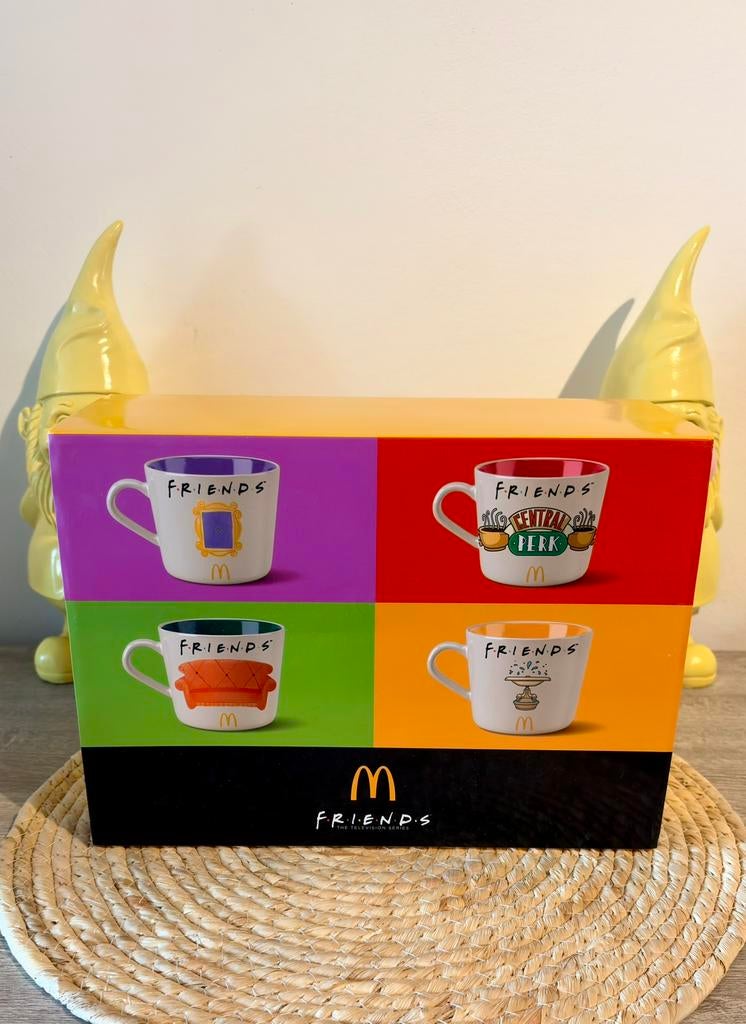PIVOT ! Coffret complet 4 Mugs Collector Friends x McDo, Enlèvement, Neuf