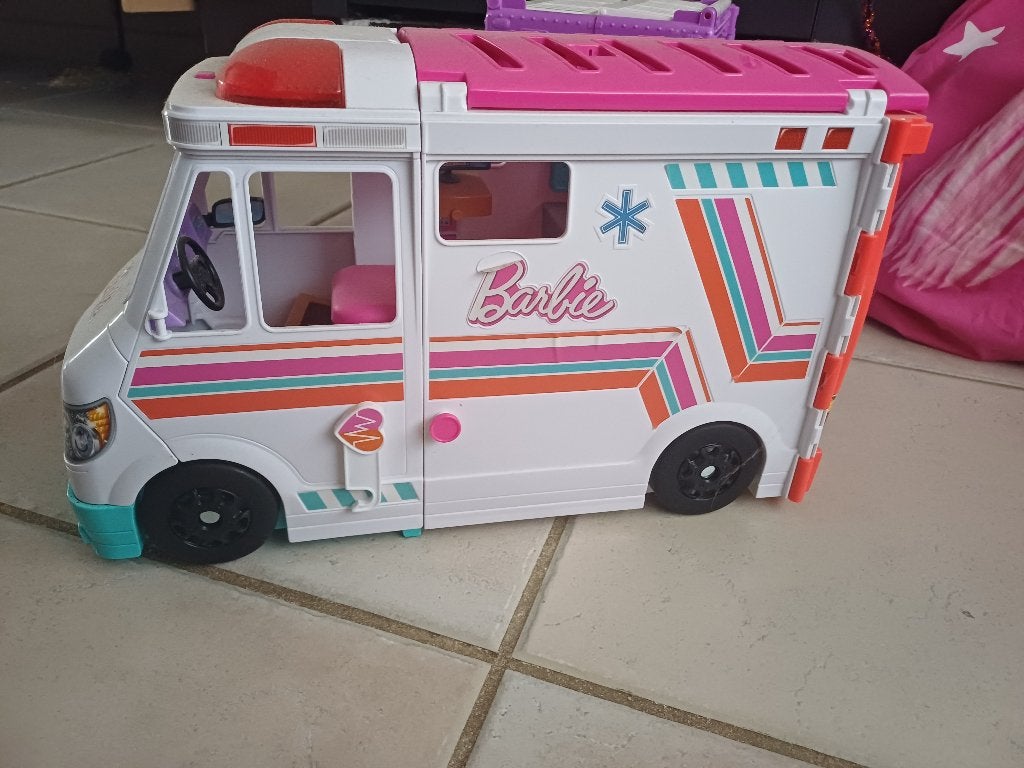 Barbie, Kinderen en Baby's, Speelgoed | Poppen, Ophalen, Zo goed als nieuw, Barbie