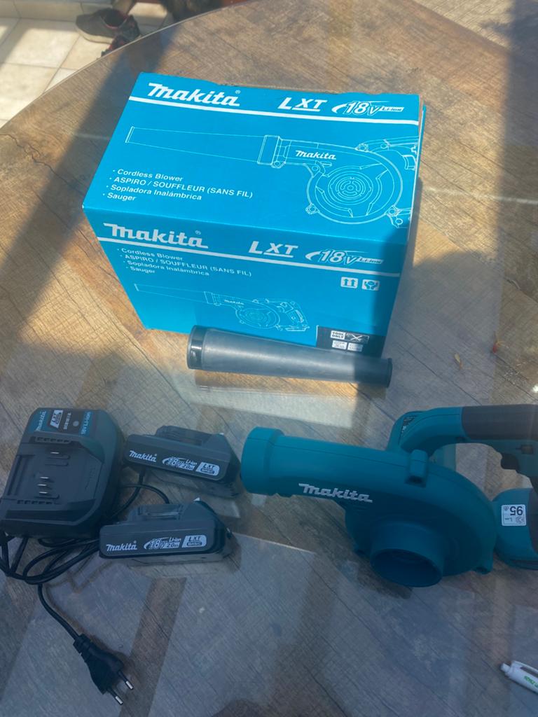 Makita, Bricolage & Construction, Enlèvement, Comme neuf