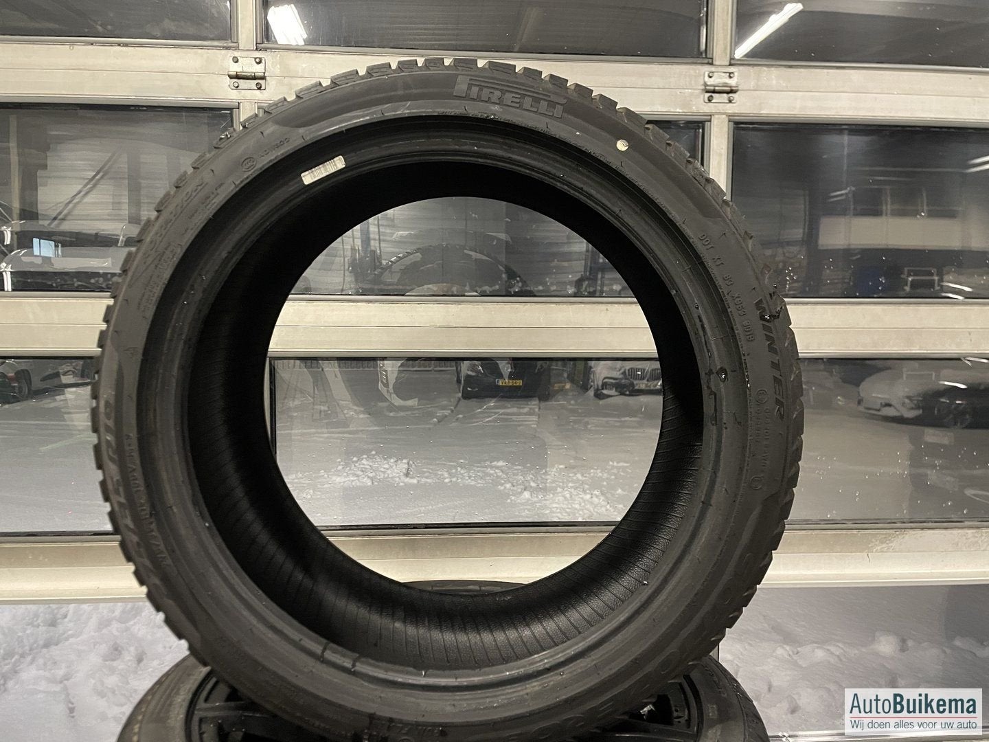 Pirelli Sottozero 3 275/35 R19 100V M+S RFT Run Flat * MOE, Autos : Pièces & Accessoires, Pneus hiver, Véhicule de tourisme, -