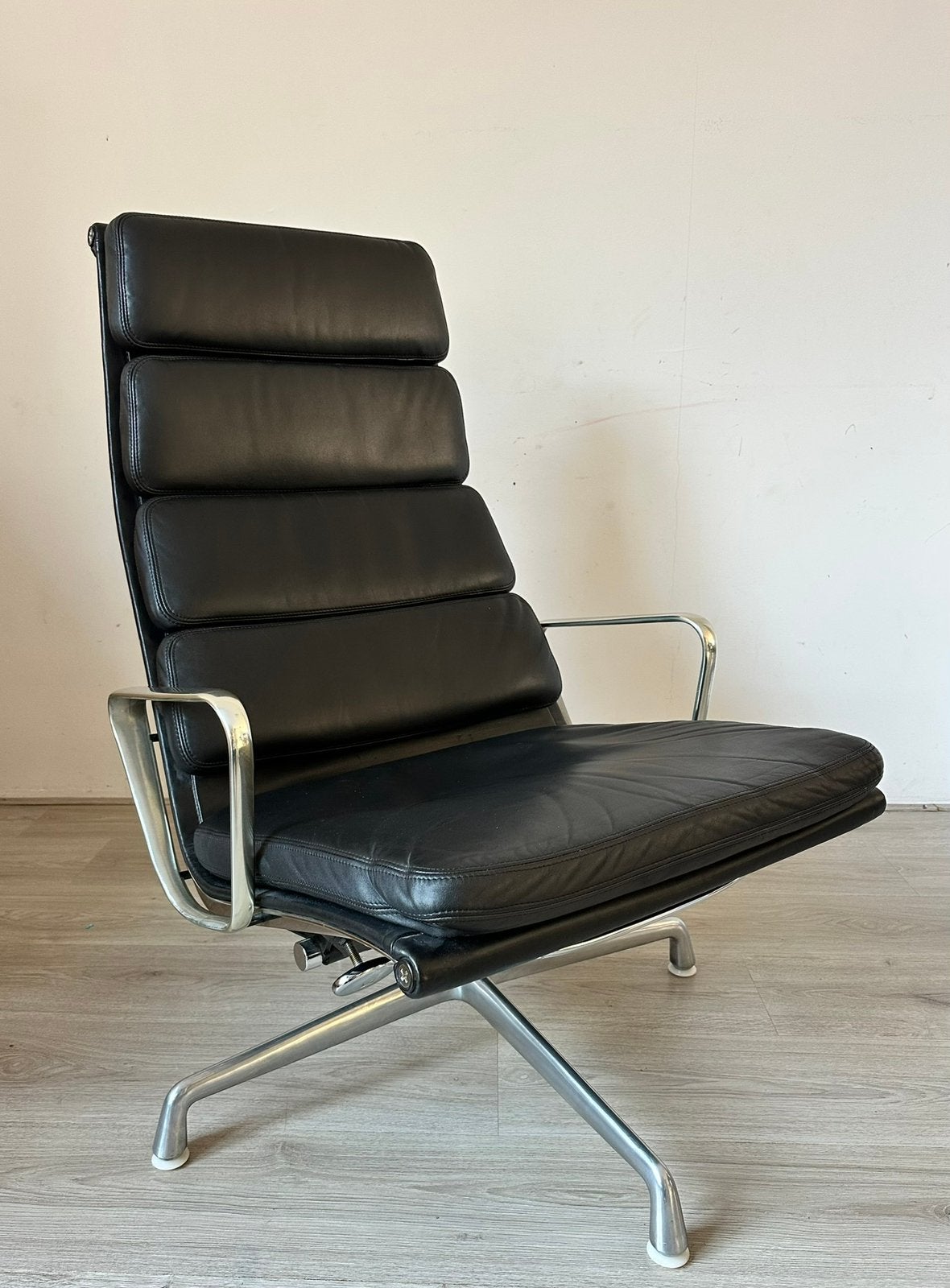 Tablette souple Herman Miller Vitra EA 222, Maison & Meubles, Chaises, Enlèvement, Utilisé, Cuir
