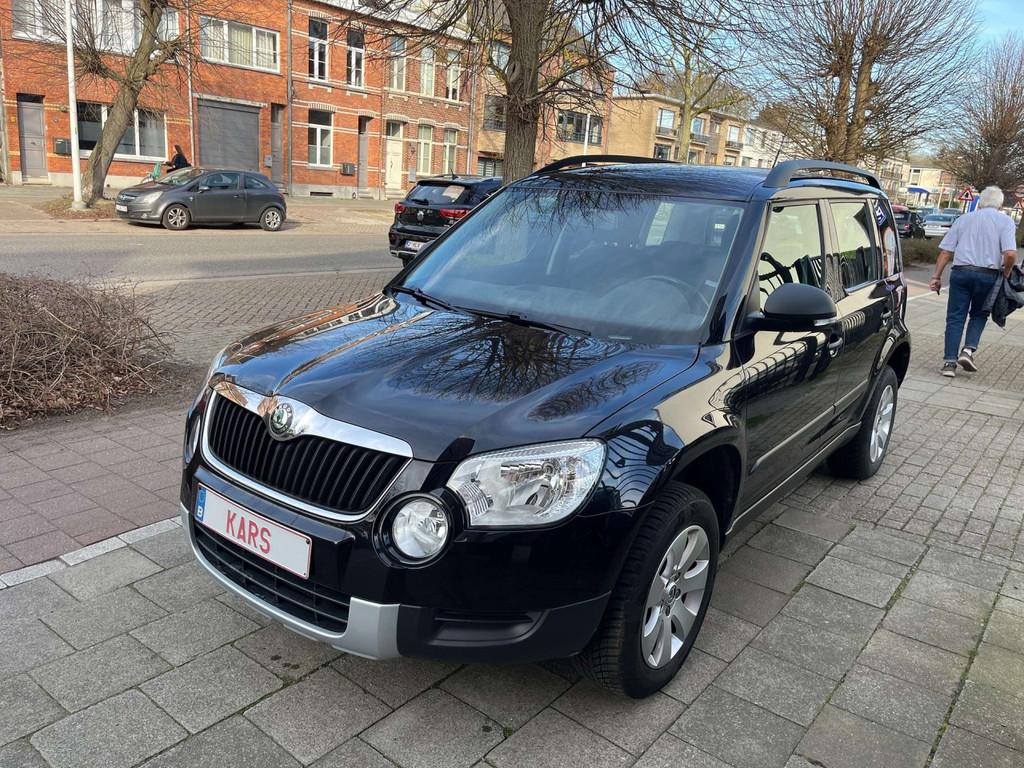 Skoda Yeti Basis (bj 2010), Auto's, Skoda, Voorwielaandrijving, Euro 5, Gebruikt, 4 cilinders