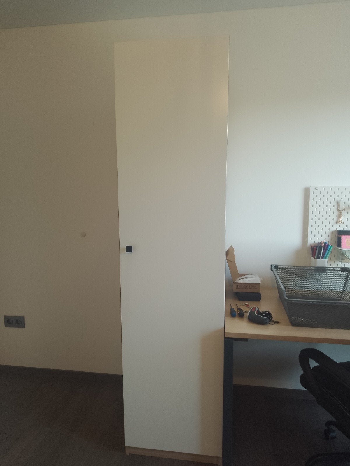 Ikea kast, Enlèvement