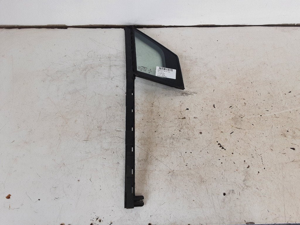 VITRE AVANT DROITE Renault Captur (2R) (01-2013/-), Renault, Mevr. I. Hauben, Utilisé, Rue de l'Espoir 34 34
4030  GRIVEGNÉE, BE