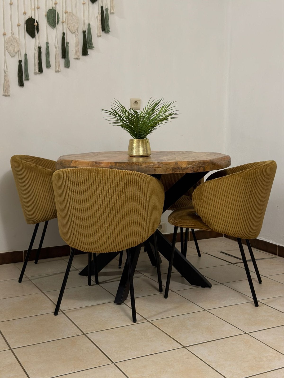 Table ronde 100 cm + 4 chaises en velours, Maison & Meubles, Ameublement | Revêtements de sol, Enlèvement, Comme neuf, Noir