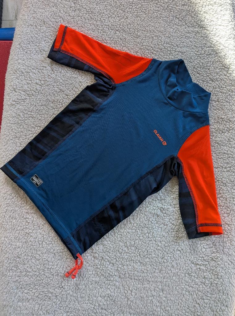 UV t-shirt /zwemshirt / strand 6 jaar, Kinderen en Baby's, Kinderkleding | Kinder-zwemkleding, Ophalen, Maat 116, UV-zwemkleding