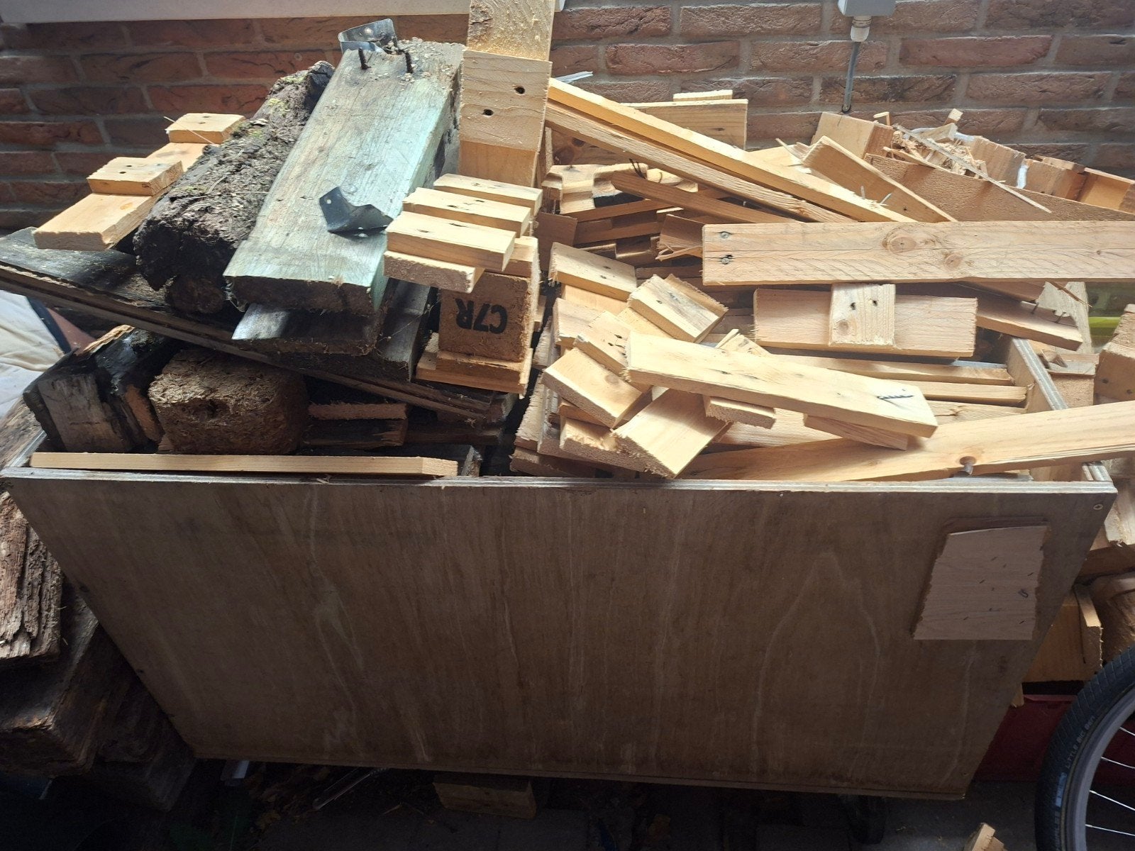 gratis brandhout, Ophalen