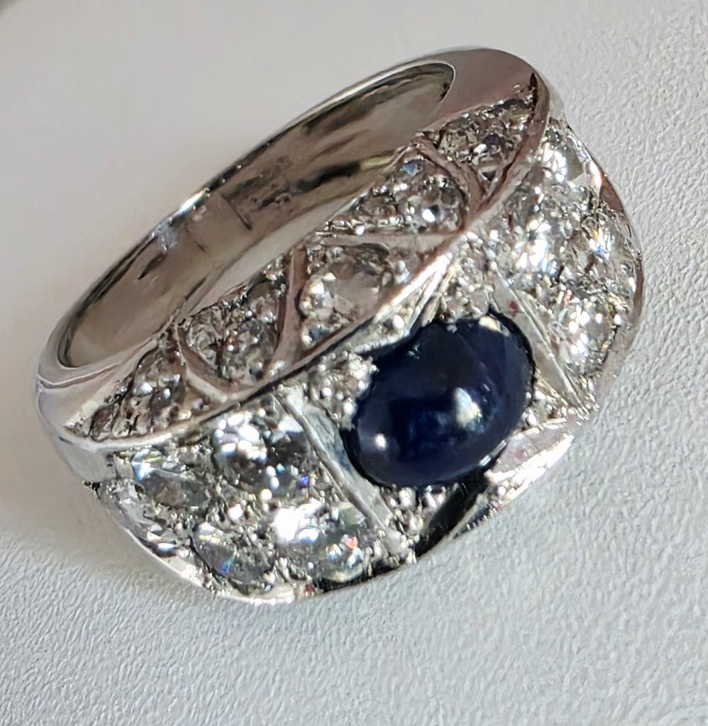 Artdeco gouden ring met 1,90kt diamanten en 1,00kt saffier, Handtassen en Accessoires, Ophalen of Verzenden, Goud, Ring