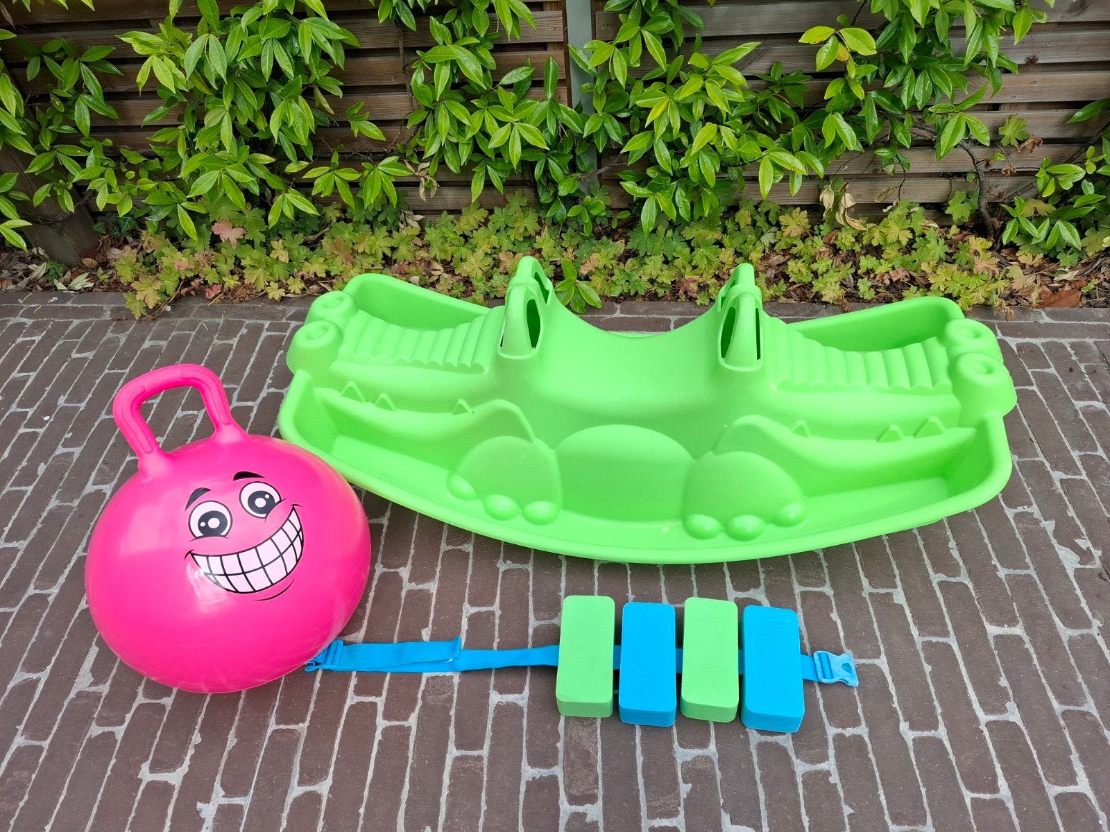 Buitenspeelgoed wip springbal zwemgordel, Ophalen
