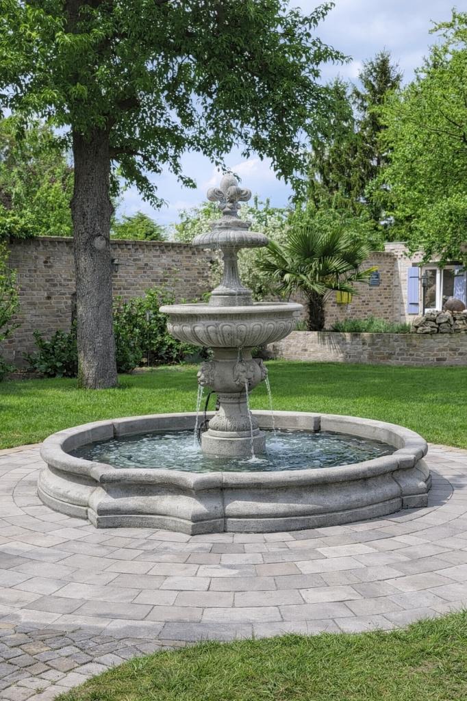 Têtes de lions de fontaine avec rebord, 250 cm de diamètre, Enlèvement, Neuf, Béton, Fontaine