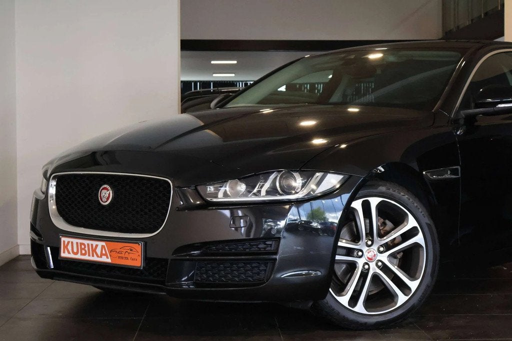 Jaguar XE XE 2.0 D Prestige LijnA Keyless LED Cam Garantie *, Autos, Cuir, Achat, Entreprise, 179 ch