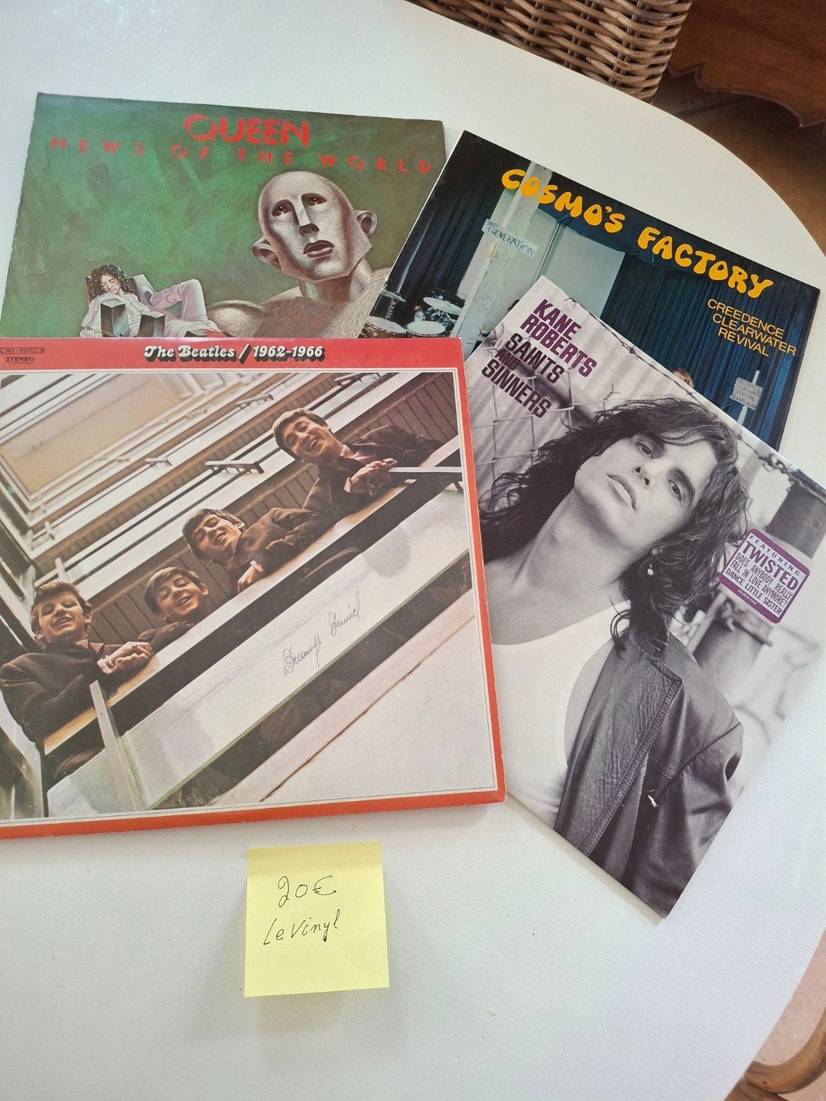 Disques vinyls, Enlèvement